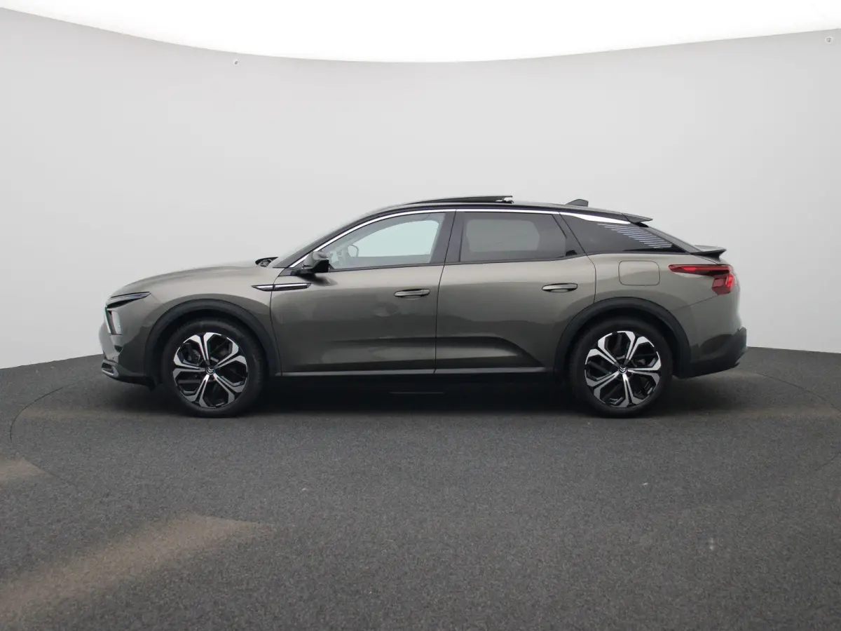 1.6 Plug-in Hybrid 225 Shine AUTOMAAT | PANORAMADAK | VIRTUEEL | NAVIGATIE | LEDER | CLIMA | ADAPTIEVE CRUISE | 360 CAMERA | APPLE CARPLAY | HEAD-UP | 12 MAANDEN BOVAG GARANTIE |