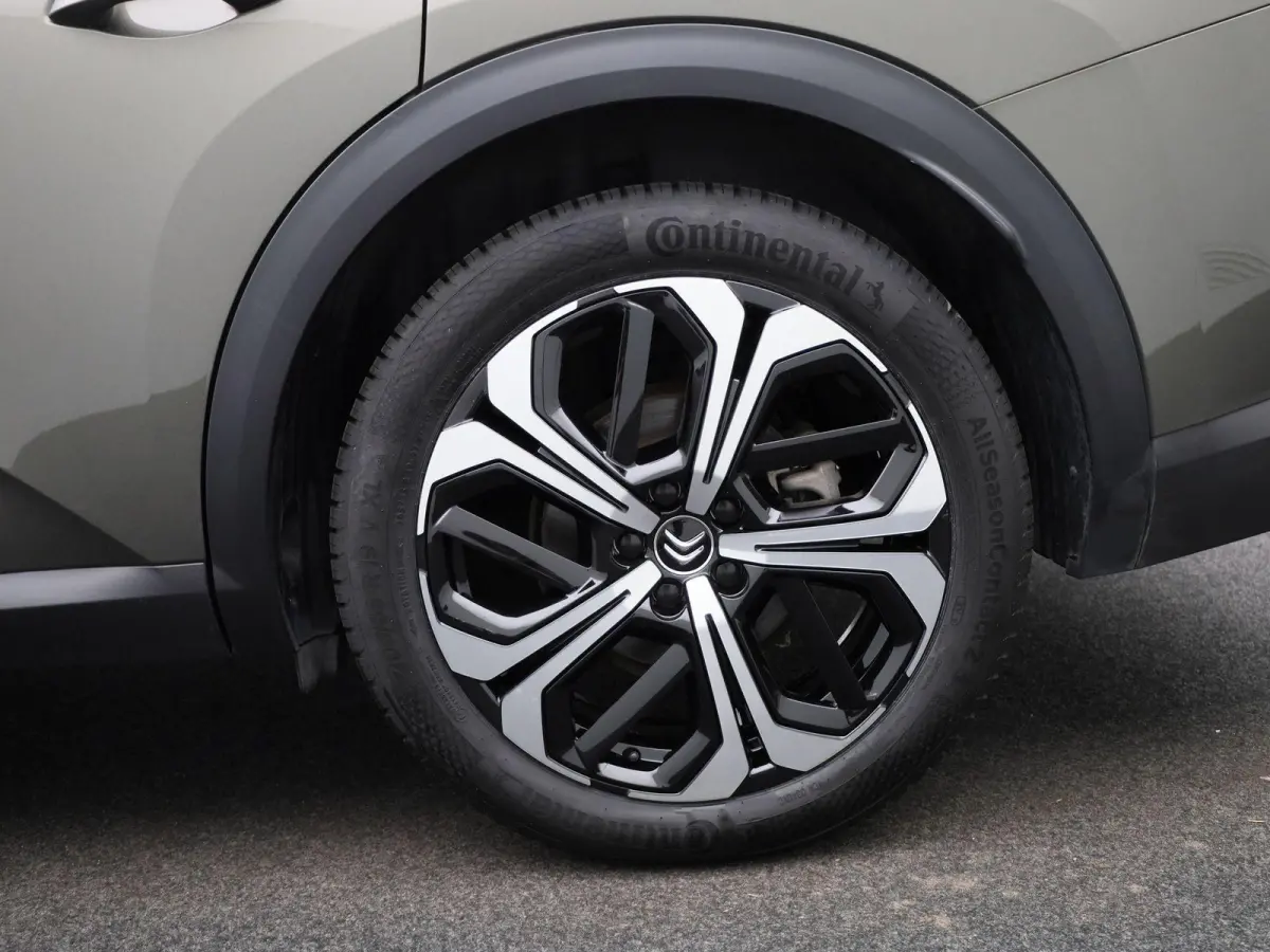 1.6 Plug-in Hybrid 225 Shine AUTOMAAT | PANORAMADAK | VIRTUEEL | NAVIGATIE | LEDER | CLIMA | ADAPTIEVE CRUISE | 360 CAMERA | APPLE CARPLAY | HEAD-UP | 12 MAANDEN BOVAG GARANTIE |