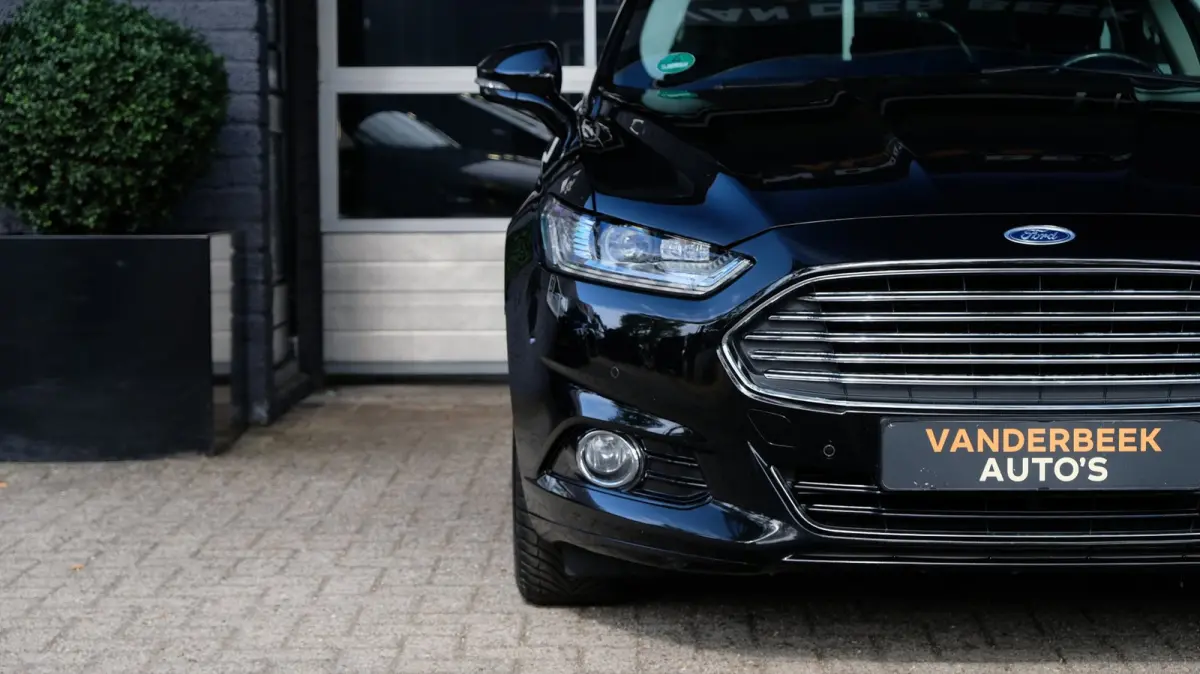 2.0 Titanium 240PK Carplay | Cruise | Panorama dak