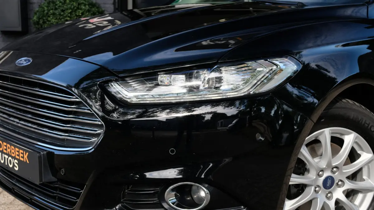 2.0 Titanium 240PK Carplay | Cruise | Panorama dak