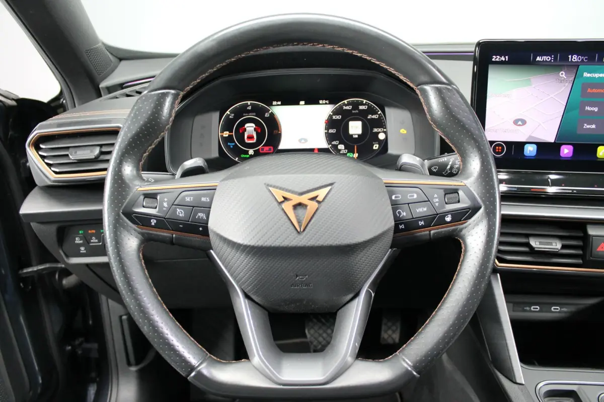 1.4 e-Hybrid Business|Rijklaar prijs| CarPlay|Camera|Sfeer|