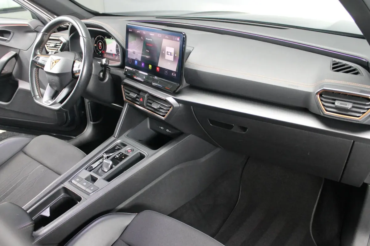 1.4 e-Hybrid Business|Rijklaar prijs| CarPlay|Camera|Sfeer|