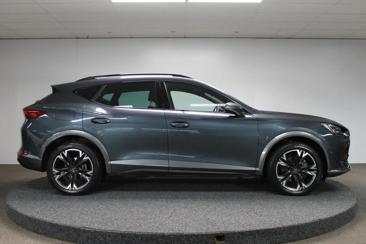 1.4 e-Hybrid Business|Rijklaar prijs| CarPlay|Camera|Sfeer|