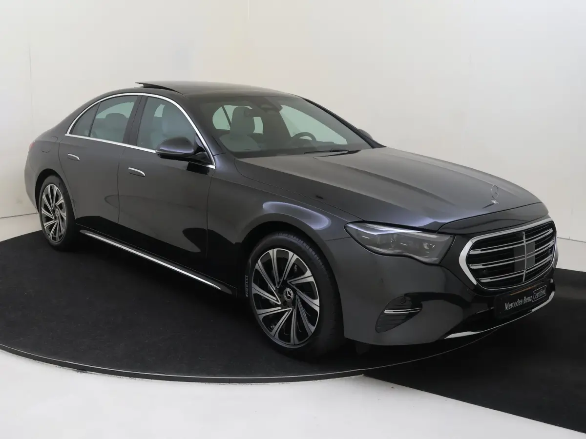 300 e 4MATIC Exclusive Line / Premium Plus/ Panoramadak/ Softclose/ SUPERSCREEN/ Nappa/ Burmester 4D