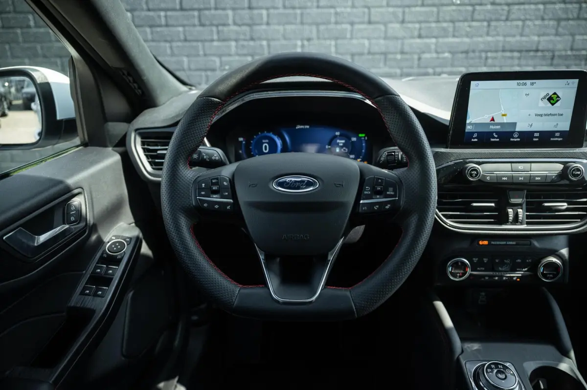 2.5 PHEV ST-Line X PANO TREKHAAK ADAPTIVE CRUISE CAMERA STUURVERWARMING B&O