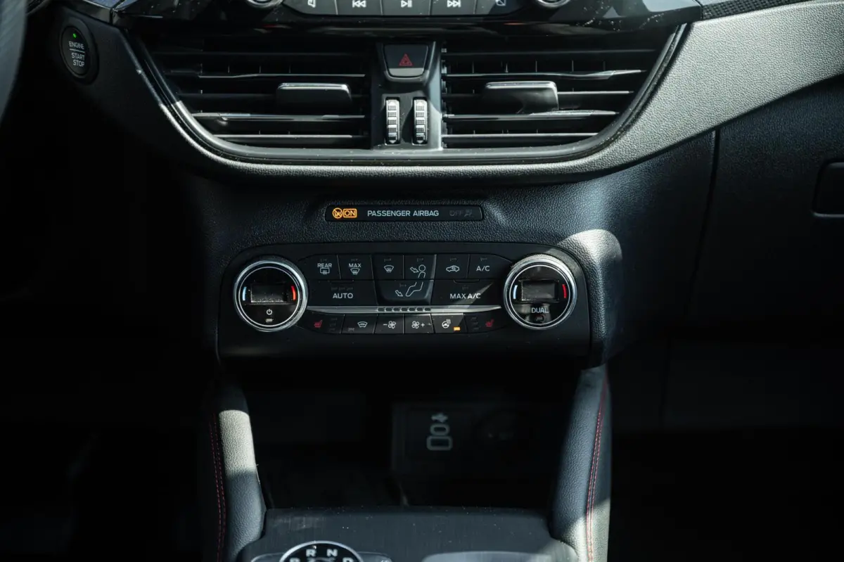 2.5 PHEV ST-Line X PANO TREKHAAK ADAPTIVE CRUISE CAMERA STUURVERWARMING B&O