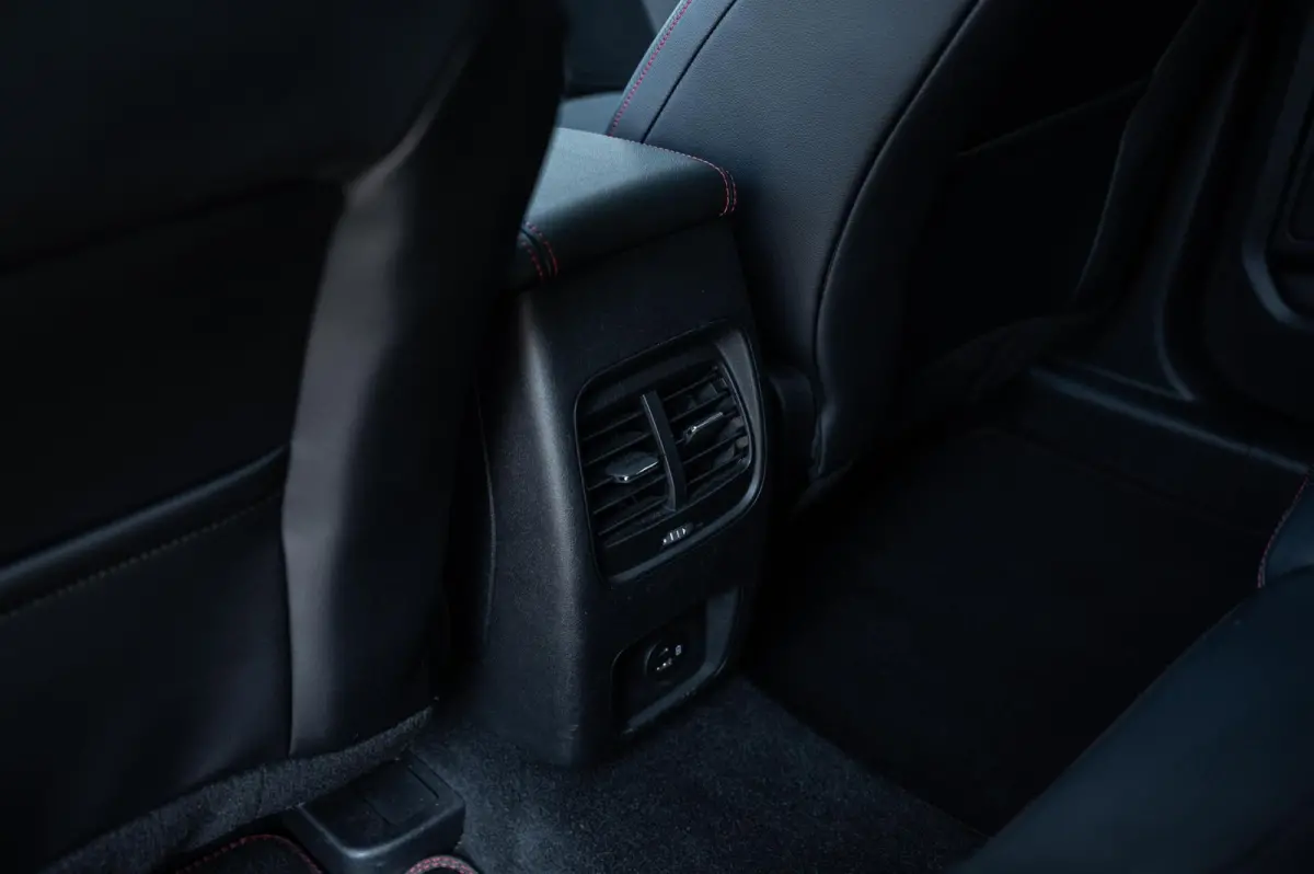 2.5 PHEV ST-Line X PANO TREKHAAK ADAPTIVE CRUISE CAMERA STUURVERWARMING B&O