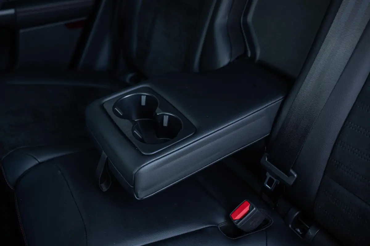 2.5 PHEV ST-Line X PANO TREKHAAK ADAPTIVE CRUISE CAMERA STUURVERWARMING B&O