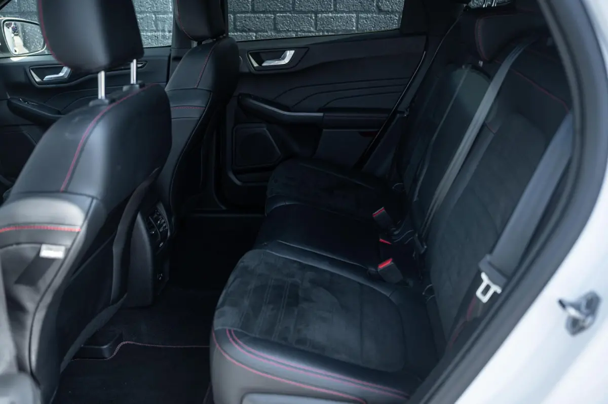 2.5 PHEV ST-Line X PANO TREKHAAK ADAPTIVE CRUISE CAMERA STUURVERWARMING B&O