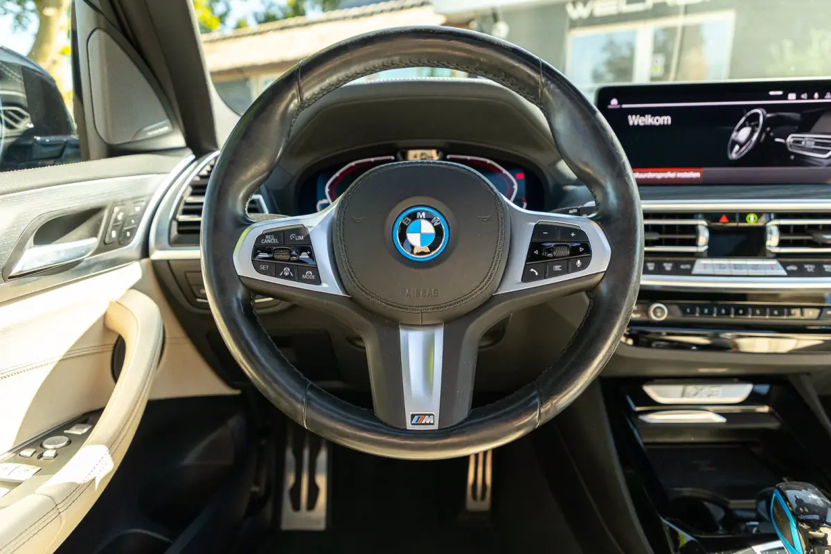 High Executive 80 kWh Soh 99% I M Pakket I Panoramadak I Trekhaak I Harman Kardon I Adaptive Cruise I 360 Camera I Android
