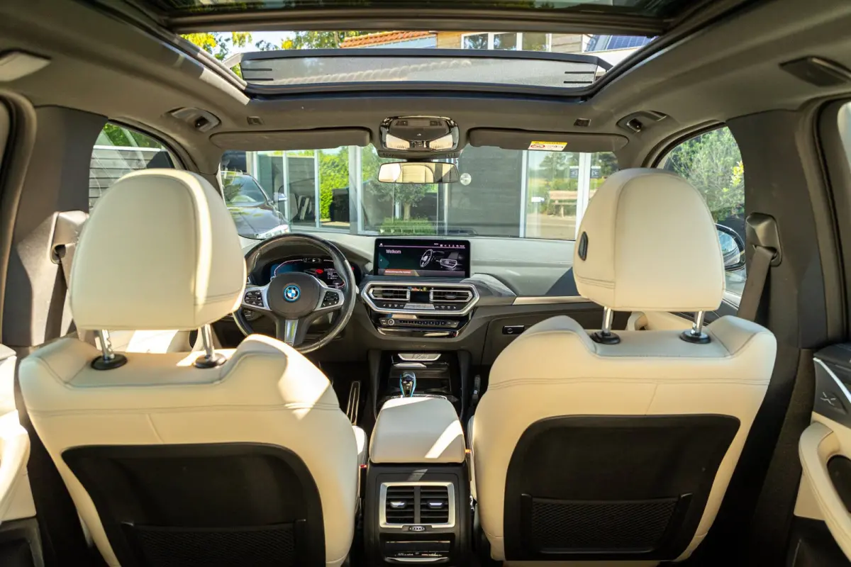 High Executive 80 kWh Soh 99% I M Pakket I Panoramadak I Trekhaak I Harman Kardon I Adaptive Cruise I 360 Camera I Android