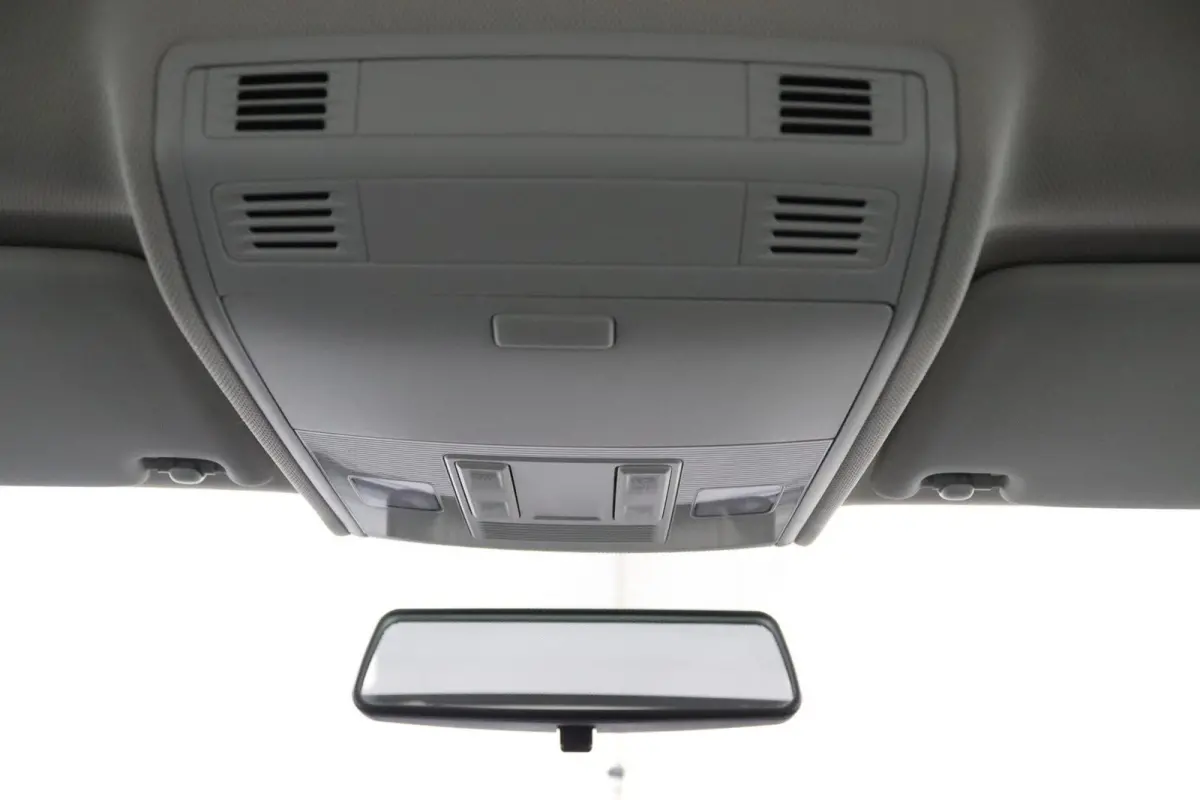 1.0 TSI Comfortline | Navigatie | Airco |