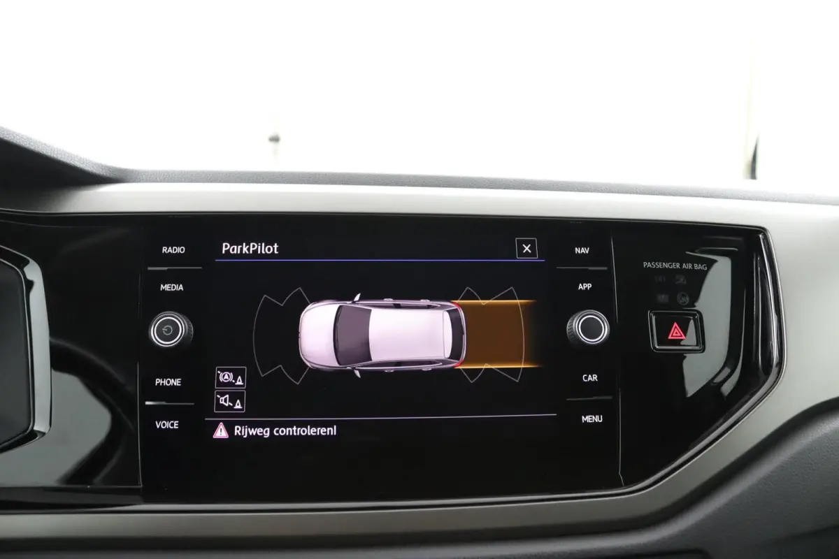 1.0 TSI Comfortline | Navigatie | Airco |