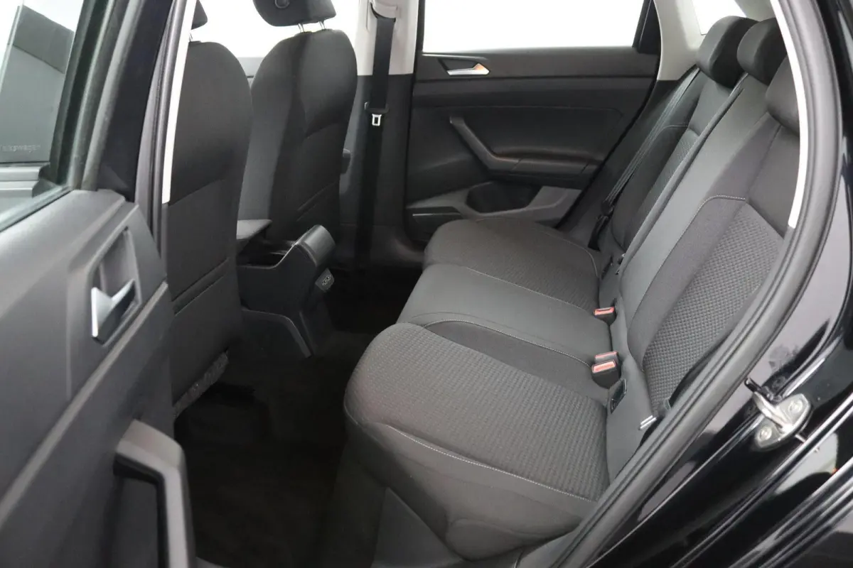 1.0 TSI Comfortline | Navigatie | Airco |
