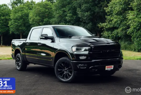 1500 Laramie Night Crew Cab 4x4
