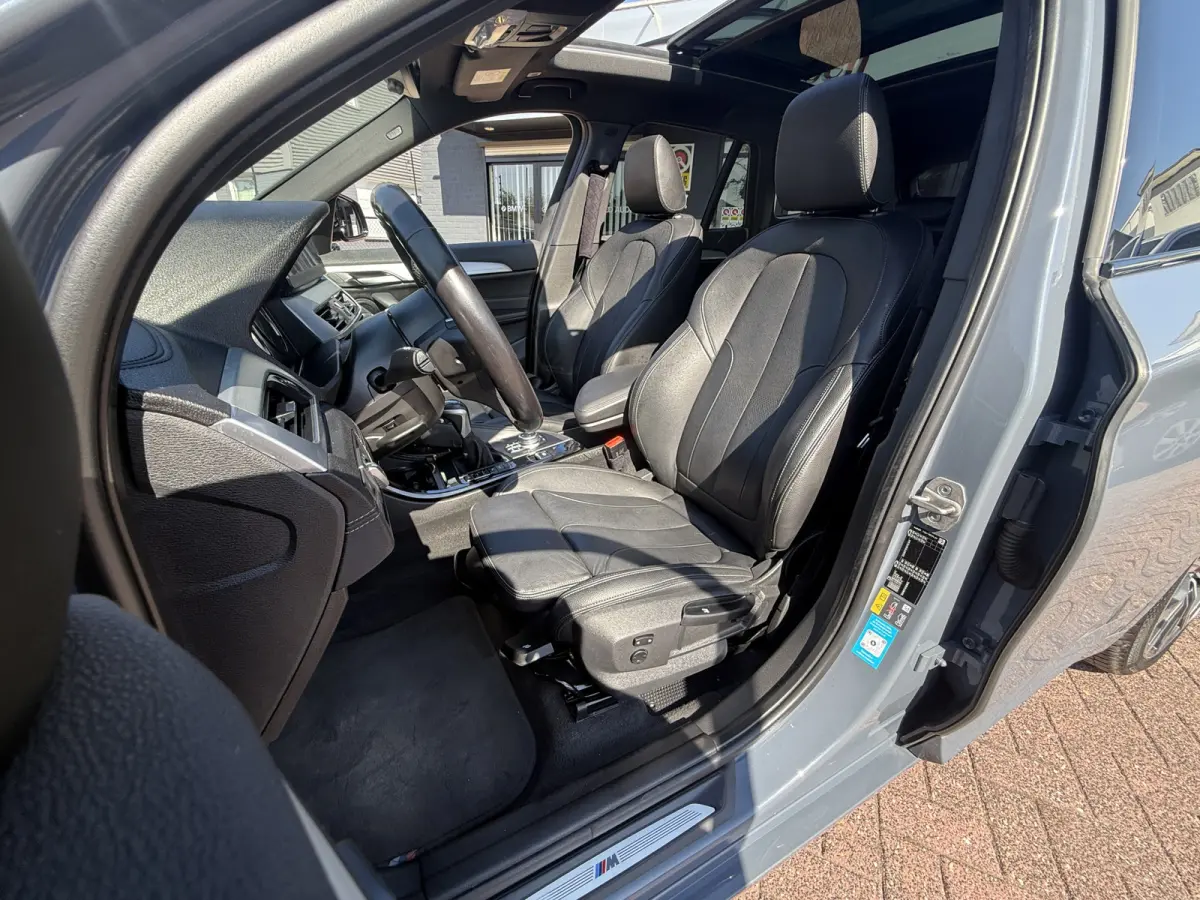 xDrive25e M sport plug-in hybride full options soh 86.9% pano navi climate ctr M spoiler pakket leder camera led dealer onderhouden