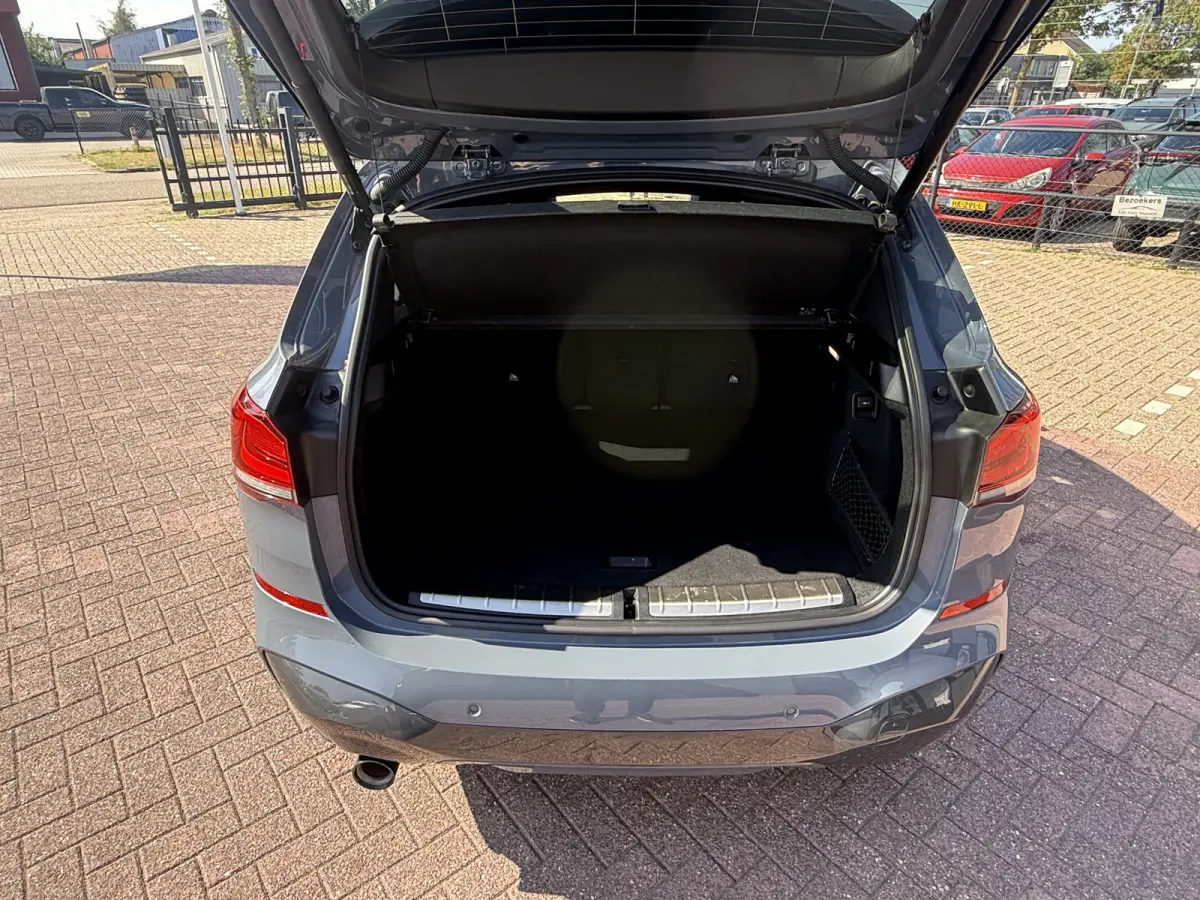 xDrive25e M sport plug-in hybride full options soh 86.9% pano navi climate ctr M spoiler pakket leder camera led dealer onderhouden
