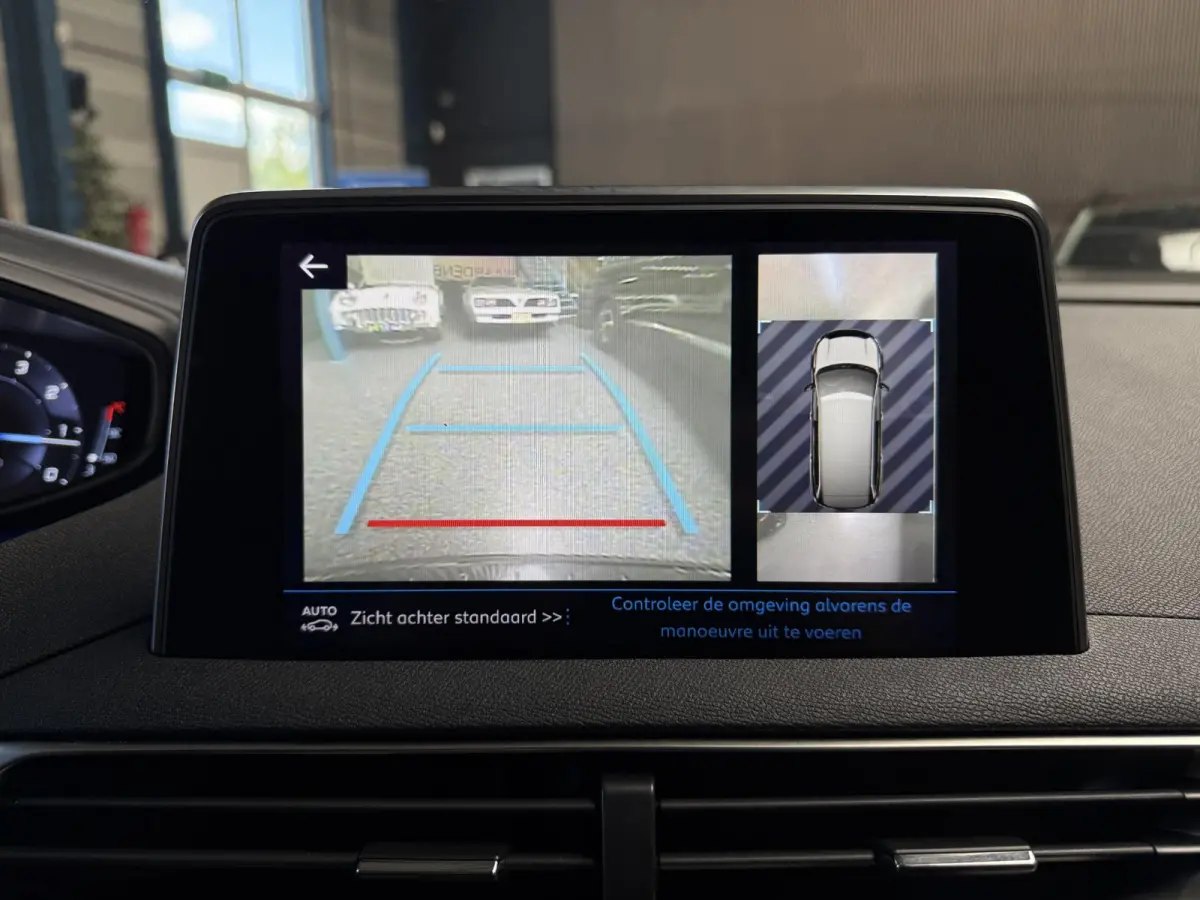 1.2 PureTech Allure | Carplay | Camera | Nieuwe riem