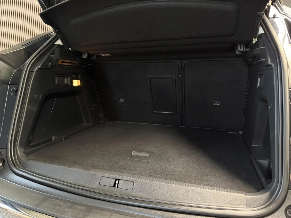 1.2 PureTech Allure | Carplay | Camera | Nieuwe riem