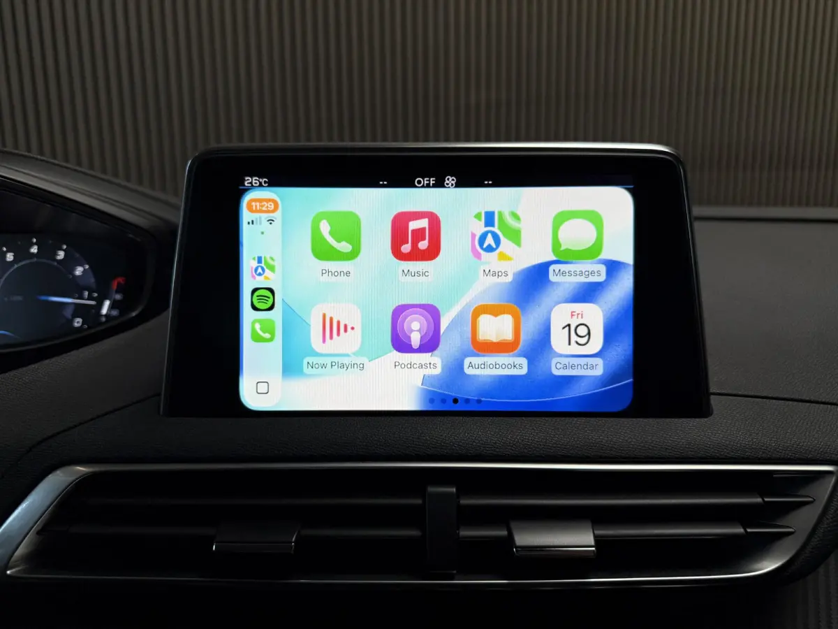 1.2 PureTech Allure | Carplay | Camera | Nieuwe riem