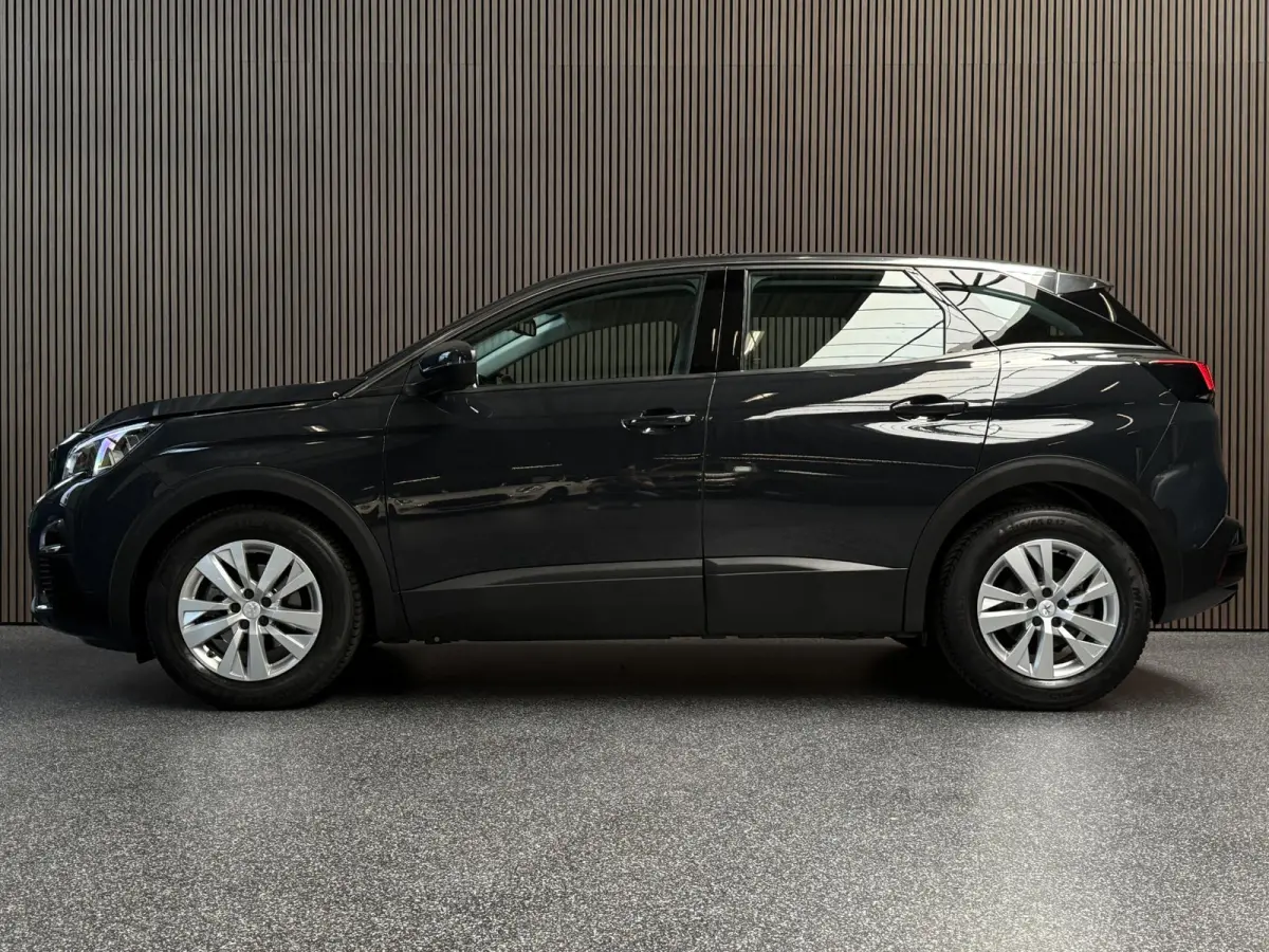 1.2 PureTech Allure | Carplay | Camera | Nieuwe riem