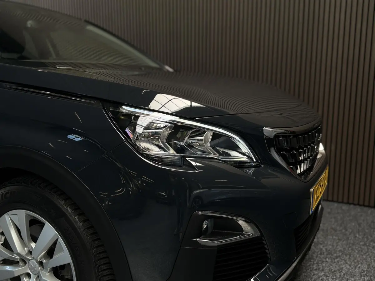 1.2 PureTech Allure | Carplay | Camera | Nieuwe riem