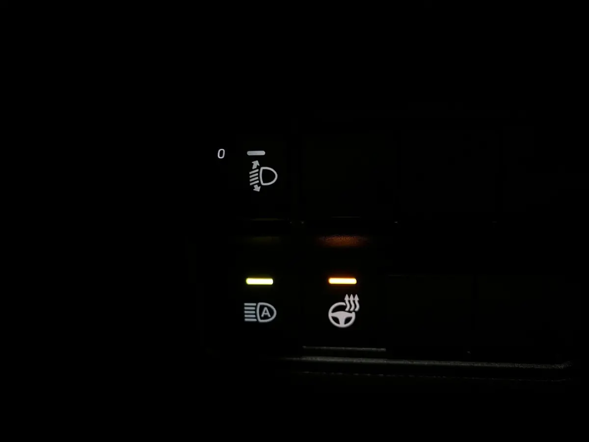 1.5 Hybrid 115 Dynamic | Cam | Lane | LED