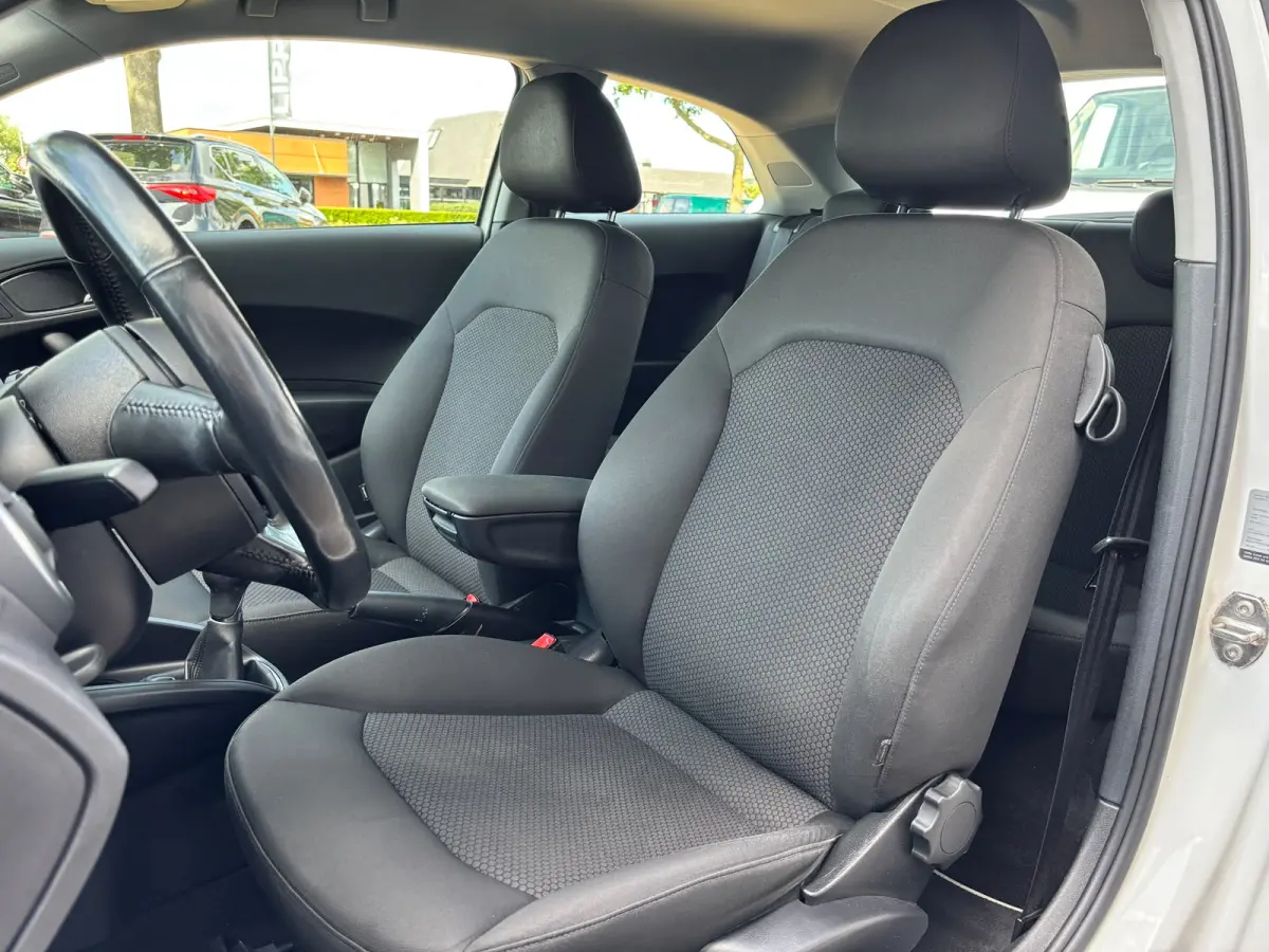 1.0 TFSI | Bluetooth | Navi | Cruise | Airco
