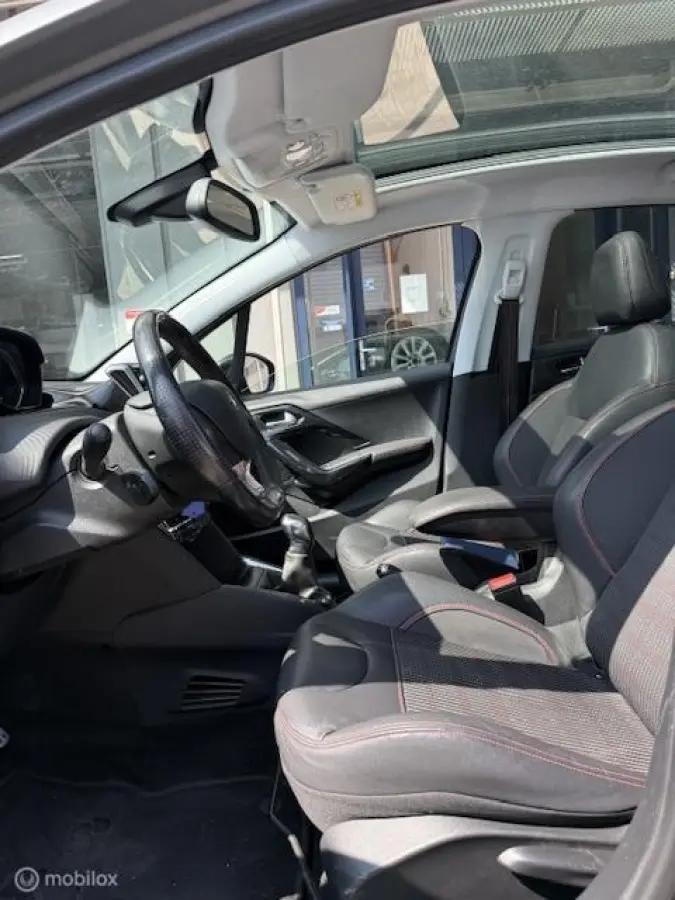 1.2 Benz GT Line Pano Camera