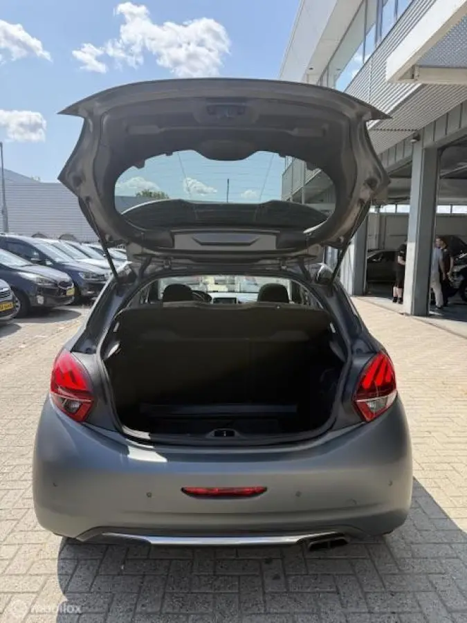 1.2 Benz GT Line Pano Camera