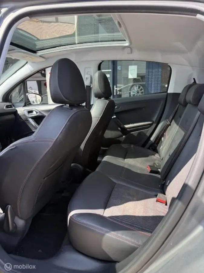 1.2 Benz GT Line Pano Camera