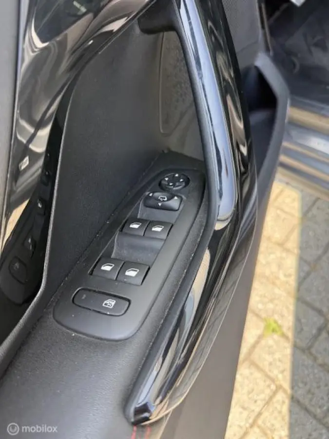 1.2 Benz GT Line Pano Camera