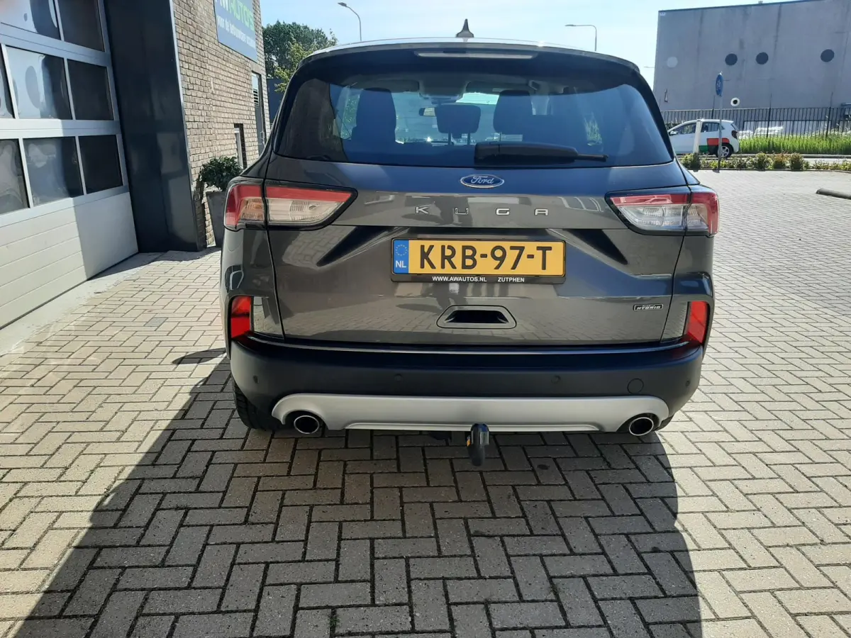 2.5 PHEV Titanium trekhaak SOH 100%