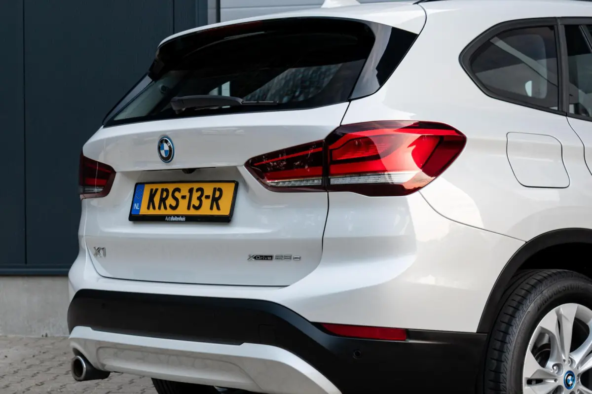 xDrive25e High Executive|1e EIGENAAR|ELEK.KLEP|HEAD-UP|STOELVERWARMING|CAMERA