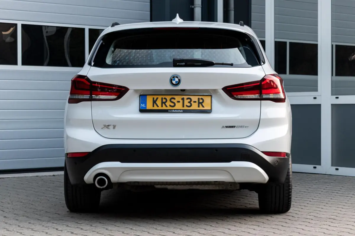 xDrive25e High Executive|1e EIGENAAR|ELEK.KLEP|HEAD-UP|STOELVERWARMING|CAMERA