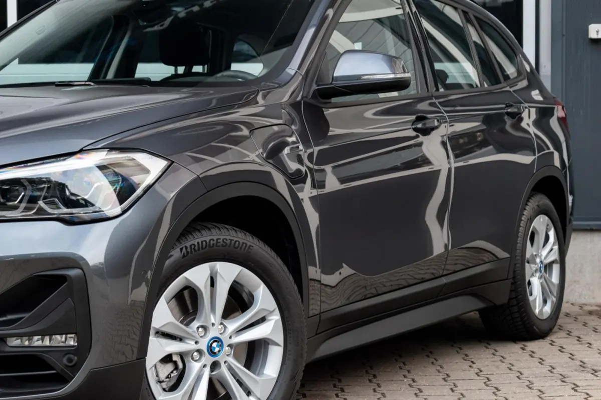 xDrive25e High Executive|1e EIGENAAR|ELEK.KLEP|TREKHAAK|HEAD-UP|CAMERA