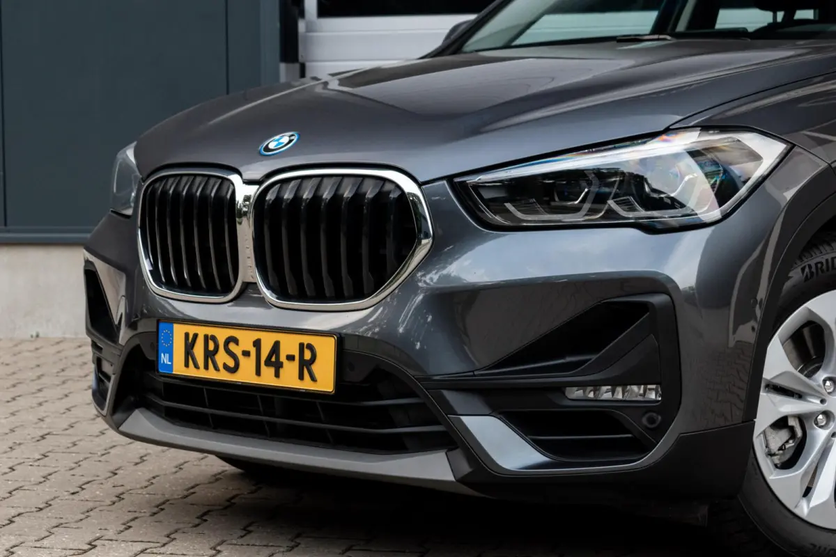 xDrive25e High Executive|1e EIGENAAR|ELEK.KLEP|TREKHAAK|HEAD-UP|CAMERA
