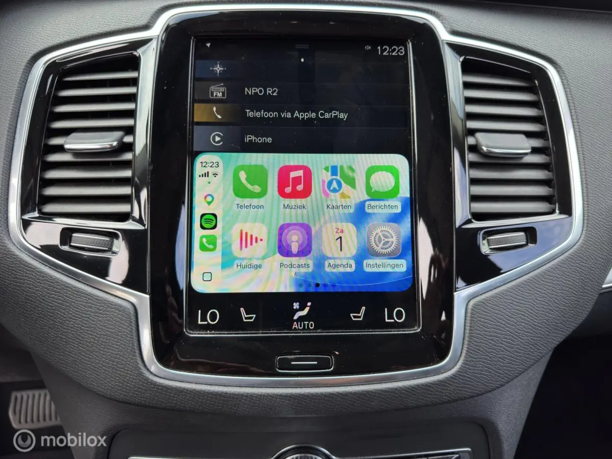 2.0 T8 PHEV AWD R-Design / Camera / Carplay / All in prijs