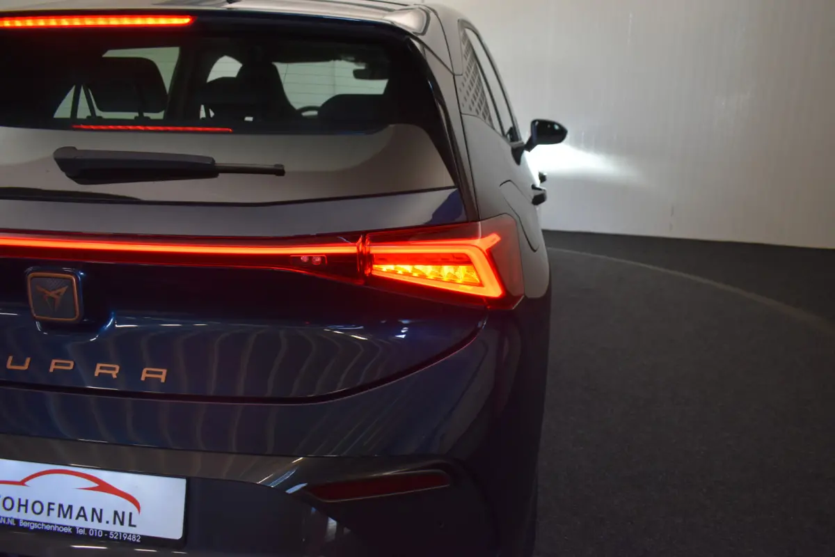 62 kWh SOH 94% PDC Carplay Stoel + Stuur Verwarming