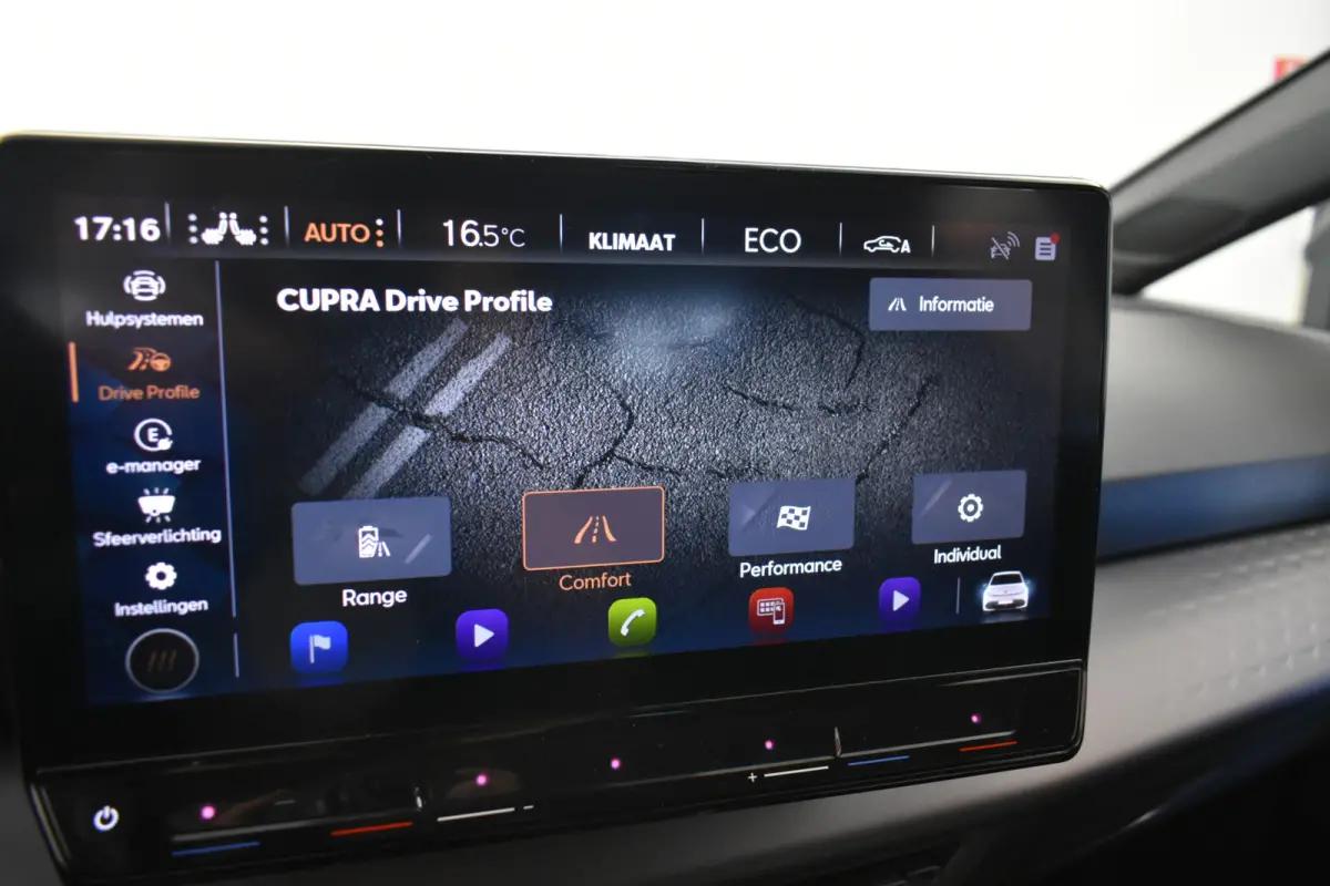 62 kWh SOH 94% PDC Carplay Stoel + Stuur Verwarming