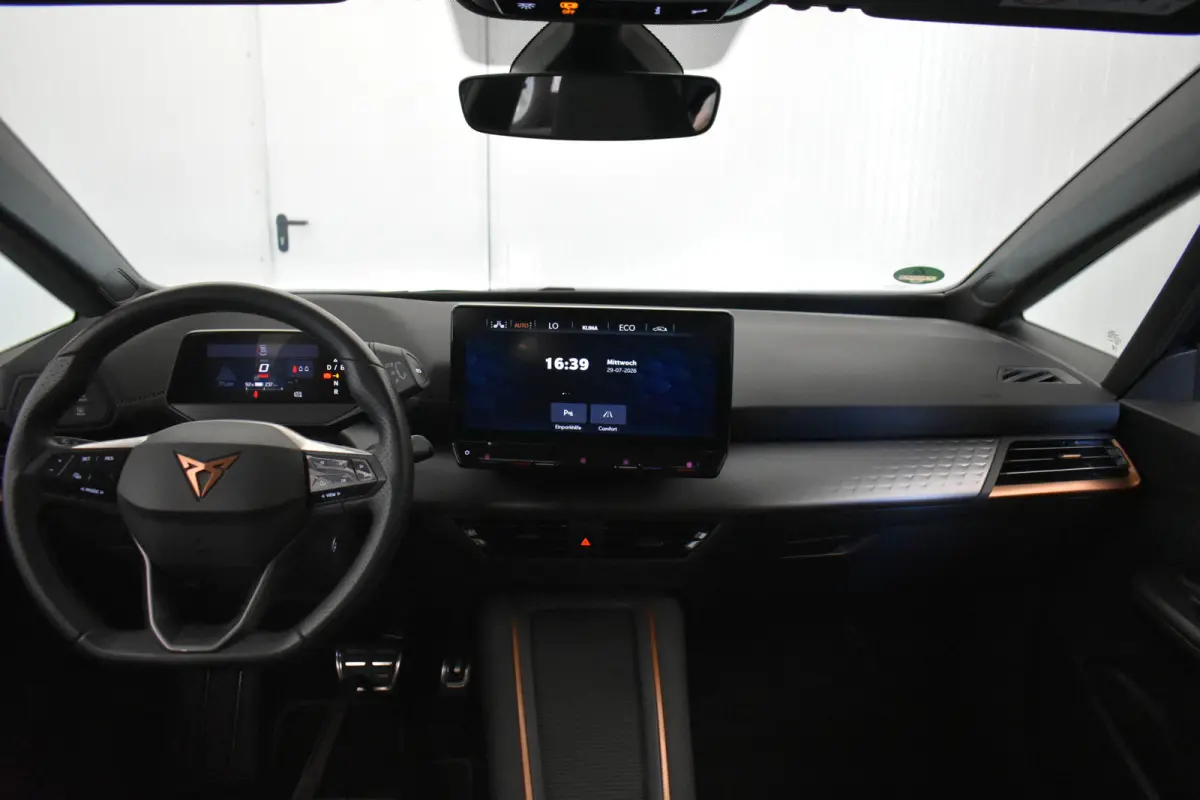62 kWh SOH 94% PDC Carplay Stoel + Stuur Verwarming