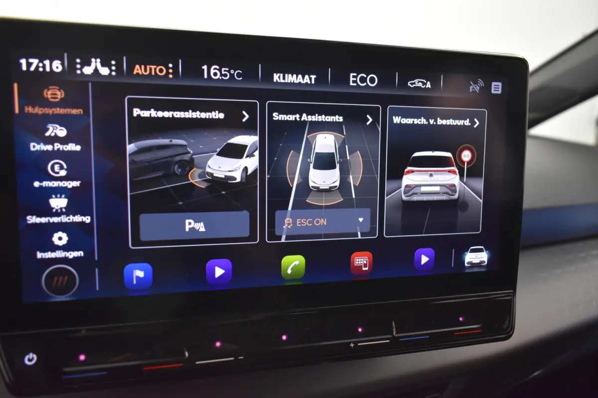 62 kWh SOH 94% PDC Carplay Stoel + Stuur Verwarming