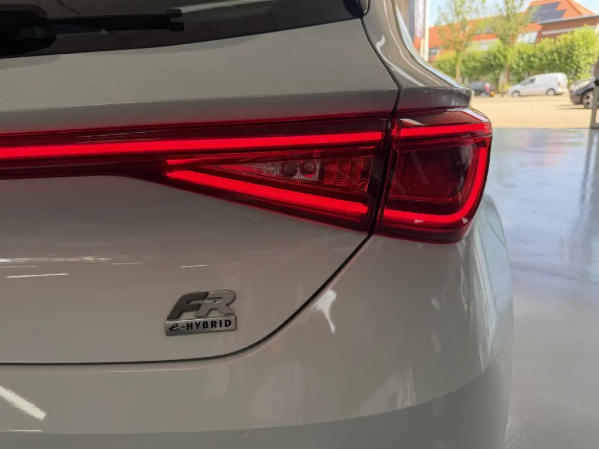 1.4 TSI FR e-Hybrid 204PK 2021 PANO ACC LANE SFEER