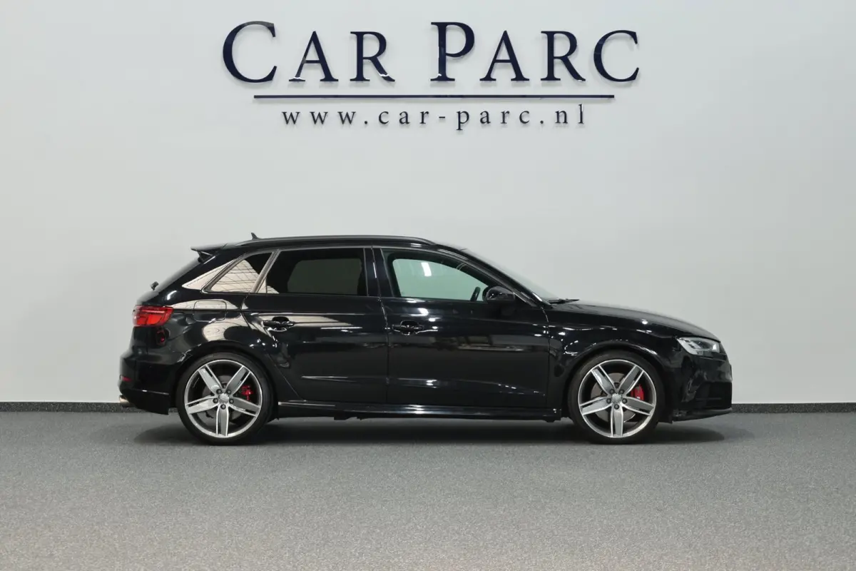 2.0 TFSI S3 360+PK AKRAPOVIC/FACELIFT/VIRTUAL/HALF LEDER+ALCANTARA+S.VERWARMING/CRUISE/ECC/12 MND GARANTIE!