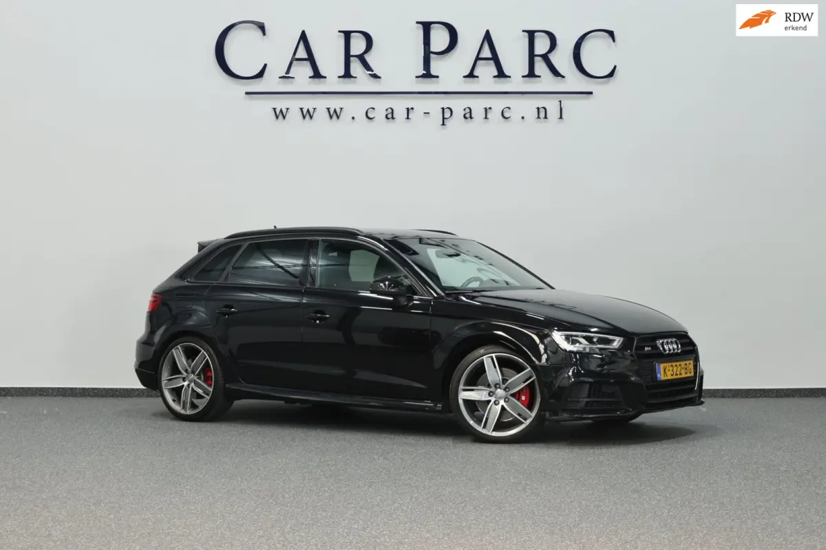 2.0 TFSI S3 360+PK AKRAPOVIC/FACELIFT/VIRTUAL/HALF LEDER+ALCANTARA+S.VERWARMING/CRUISE/ECC/12 MND GARANTIE!