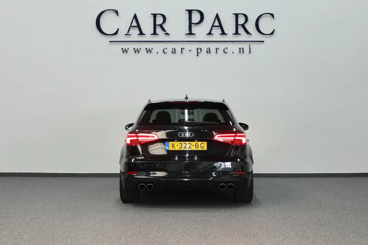 2.0 TFSI S3 360+PK AKRAPOVIC/FACELIFT/VIRTUAL/HALF LEDER+ALCANTARA+S.VERWARMING/CRUISE/ECC/12 MND GARANTIE!