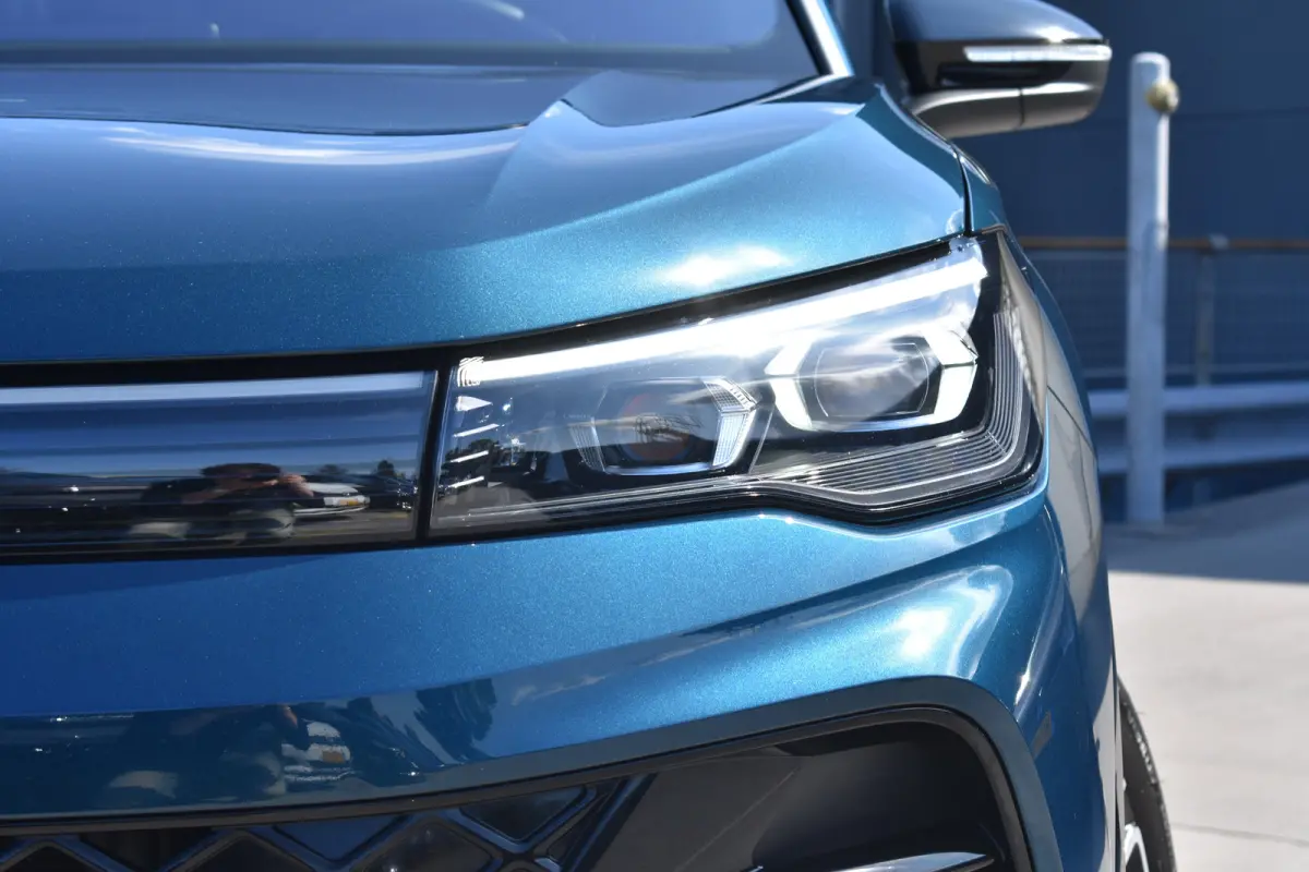 1.5 272PK eHybrid R-Line Edition Assistance Pakket | Comfort Pakket Plus | Interieur Style Pakket | Design Pakket | Schuif-kanteldak | Wegklapbare trekhaak | Head-up display | Harman Kardon 
