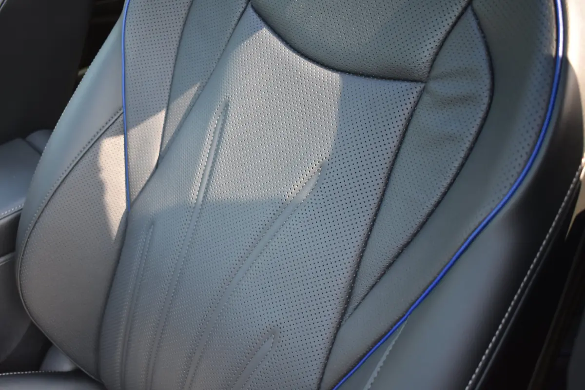 1.5 272PK eHybrid R-Line Edition Assistance Pakket | Comfort Pakket Plus | Interieur Style Pakket | Design Pakket | Schuif-kanteldak | Wegklapbare trekhaak | Head-up display | Harman Kardon 