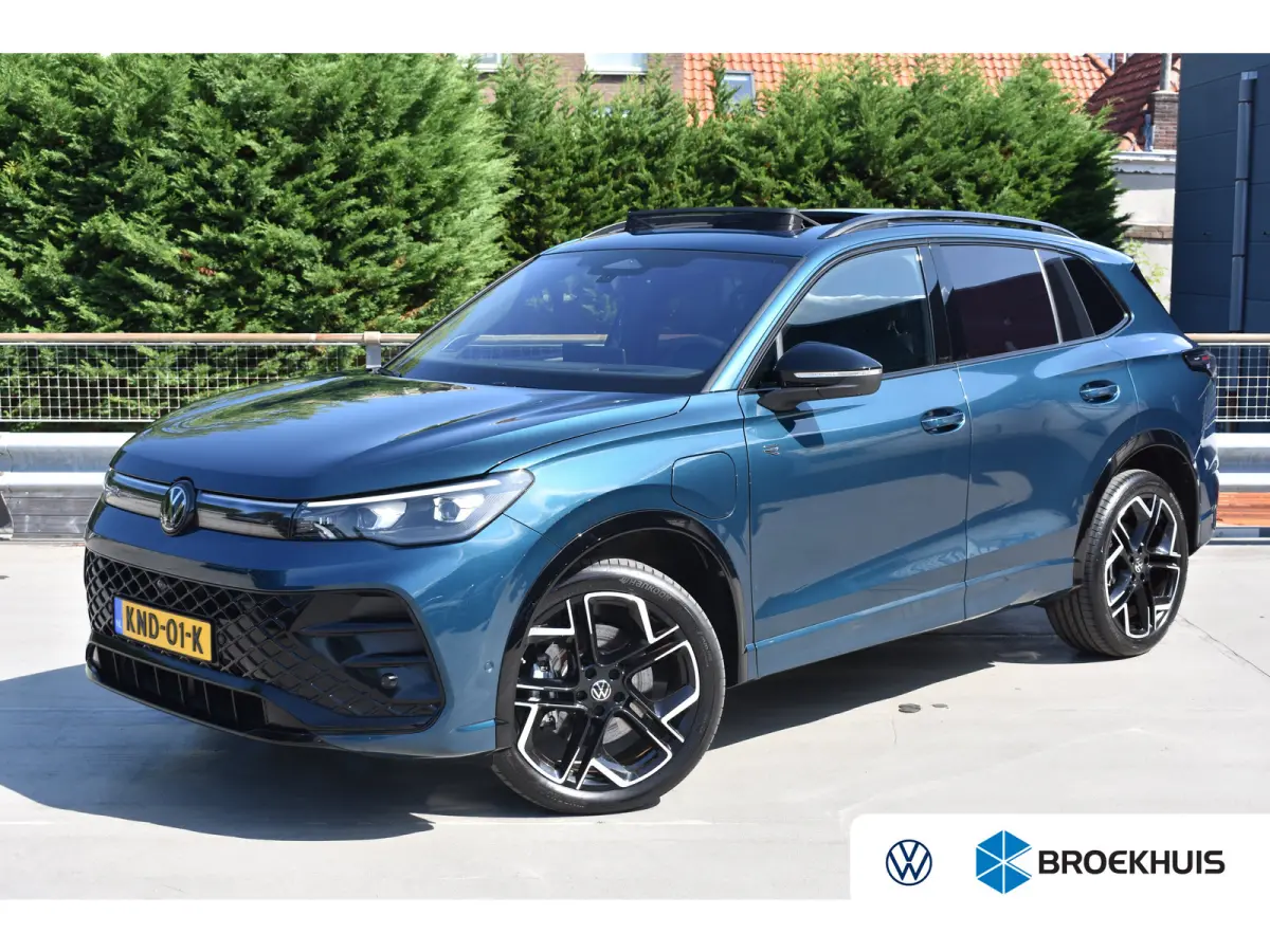 1.5 272PK eHybrid R-Line Edition Assistance Pakket | Comfort Pakket Plus | Interieur Style Pakket | Design Pakket | Schuif-kanteldak | Wegklapbare trekhaak | Head-up display | Harman Kardon 