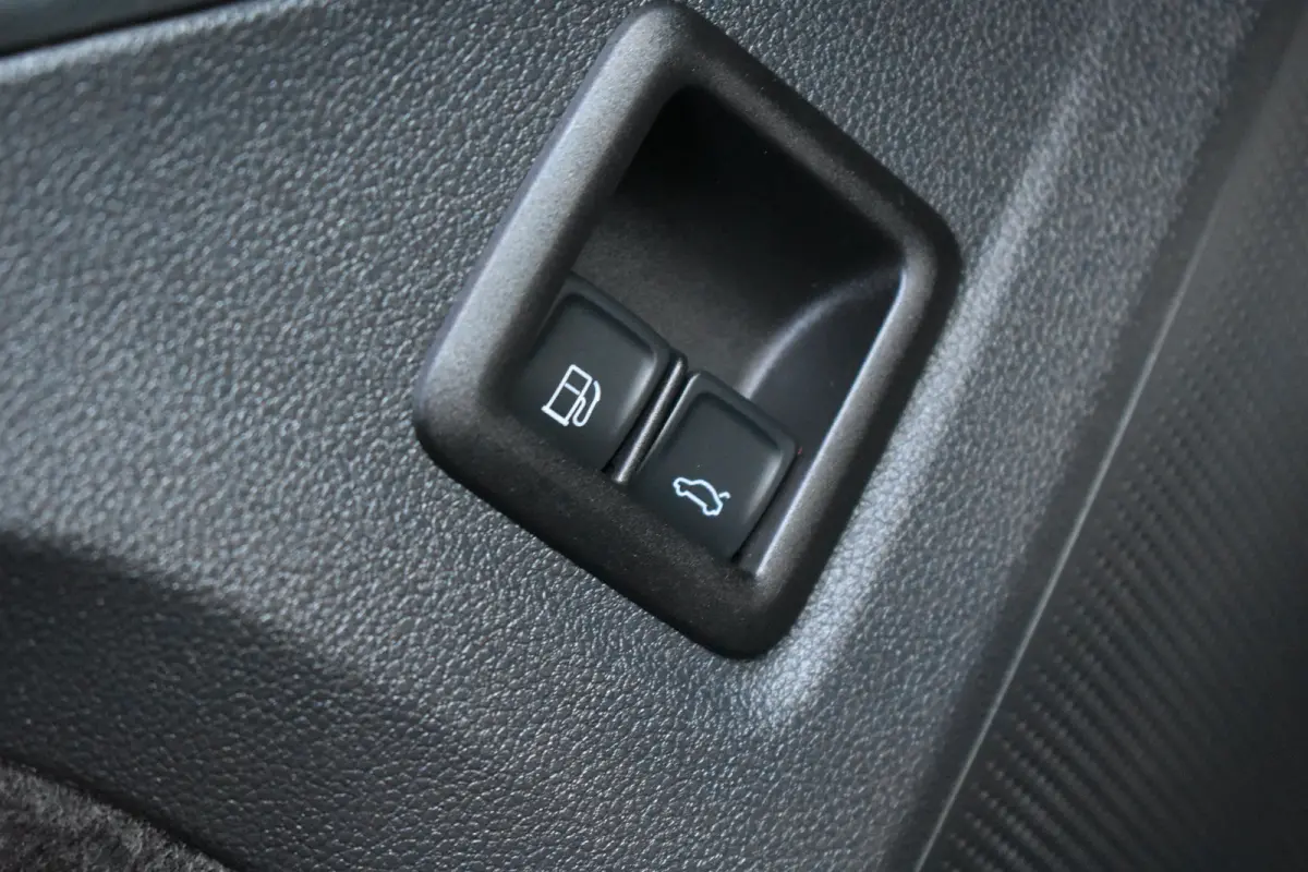 1.5 272PK eHybrid R-Line Edition Assistance Pakket | Comfort Pakket Plus | Interieur Style Pakket | Design Pakket | Schuif-kanteldak | Wegklapbare trekhaak | Head-up display | Harman Kardon 